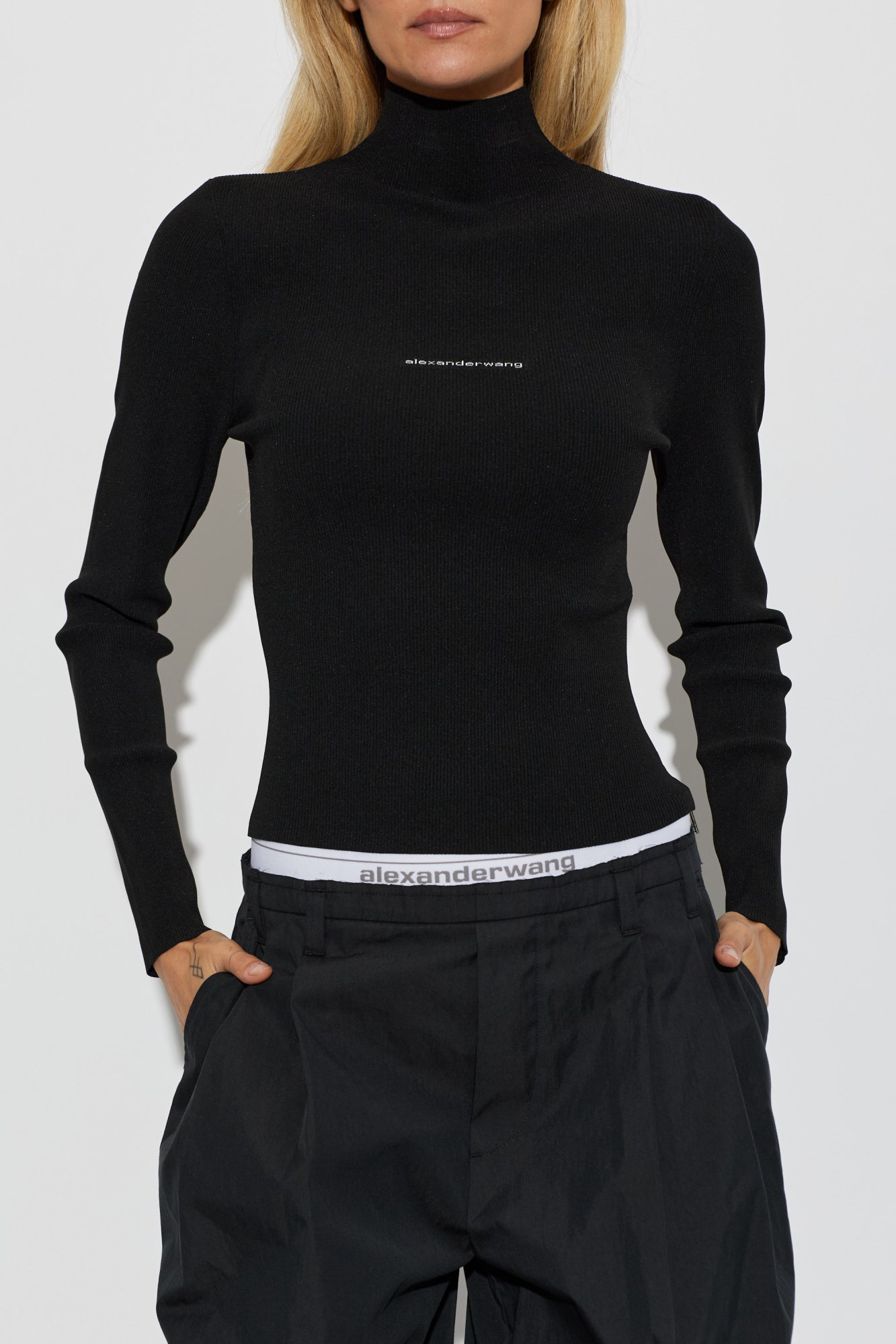 Black Top with a turtleneck Alexander Wang - Vitkac AS